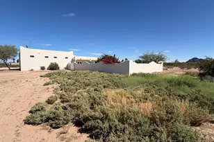 51340 W Iver Rd, Aguila, AZ 85320 - Photo 42