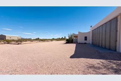 51340 W Iver Road, Aguila, AZ 85320 - Photo 46