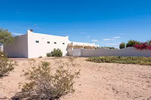 51340 W Iver Rd, Aguila, AZ 85320 - Photo 40