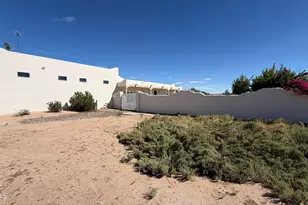 51340 W Iver Rd, Aguila, AZ 85320 - Photo 44