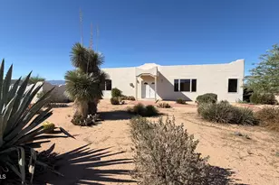 51340 W Iver Rd, Aguila, AZ 85320 - Photo 54