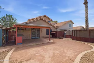7942 W Paradise Dr, Peoria, AZ 85345 - Photo 30