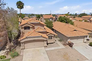 7942 W Paradise Dr, Peoria, AZ 85345 - Photo 50