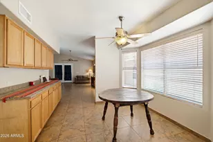 7942 W Paradise Dr, Peoria, AZ 85345 - Photo 8