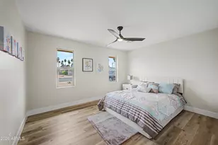 922 E Loyola Dr, Tempe, AZ 85282 - Photo 22