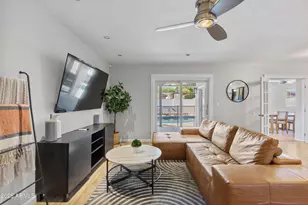 6836 E Cheery Lynn Rd, Scottsdale, AZ 85251 - Photo 4