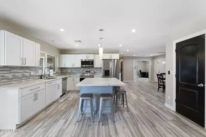 2418 W Calavar Road, Phoenix, AZ 85023 - Photo 18