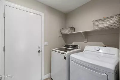 2418 W Calavar Road, Phoenix, AZ 85023 - Photo 28