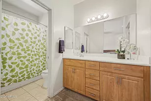 705 W Queen Creek Rd, Chandler, AZ 85248 - Photo 22