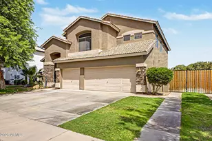 711 N Pheasant Dr, Gilbert, AZ 85234 - Photo 1