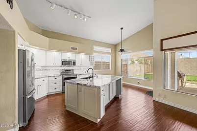 711 N Pheasant Drive, Gilbert, AZ 85234 - Photo 20