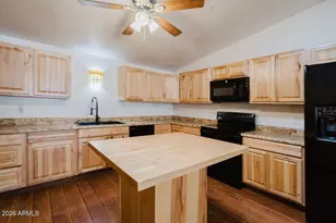 2233 E Behrend Dr, Phoenix, AZ 85024 - Photo 16