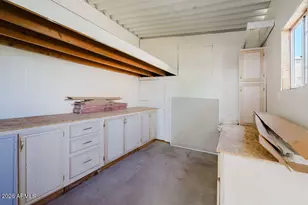 2233 E Behrend Dr, Phoenix, AZ 85024 - Photo 34