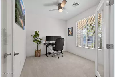 7803 S 22nd Lane, Phoenix, AZ 85041 - Photo 10