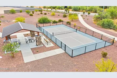 17226 W Sutherland Way, Surprise, AZ 85387 - Photo 10