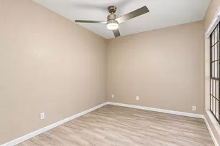 4223 E Agave Rd, Phoenix, AZ 85044 - Photo 18