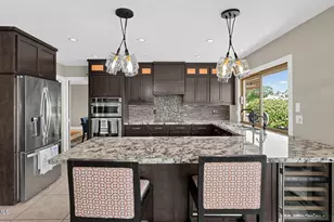 8187 E Del Cuarzo Dr, Scottsdale, AZ 85258 - Photo 10