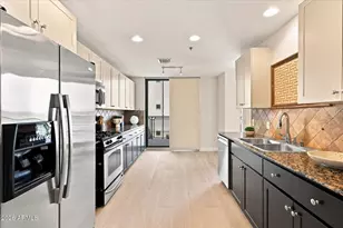 2302 N Central Ave, Phoenix, AZ 85004 - Photo 10