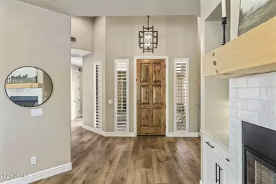 3023 E Hazelwood Street E, Phoenix, AZ 85016 - Photo 2