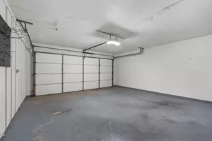 2255 E Piestewa Peak Dr, Phoenix, AZ 85016 - Photo 24