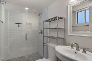 2255 E Piestewa Peak Dr, Phoenix, AZ 85016 - Photo 14