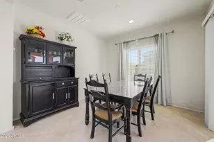 10755 W Desert Elm Ln, Peoria, AZ 85383 - Photo 8