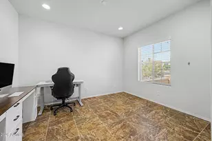 10755 W Desert Elm Ln, Peoria, AZ 85383 - Photo 18