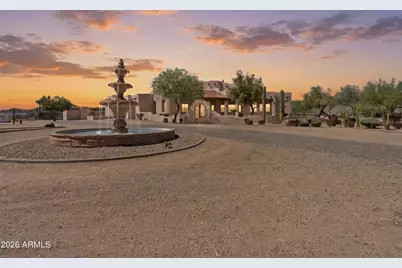 20011 W Meadowbrook Avenue, Litchfield Park, AZ 85340 - Photo 2
