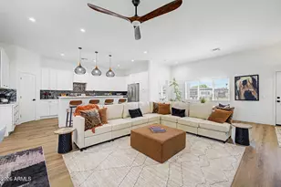 1826 E Whitton Ave, Phoenix, AZ 85016 - Photo 2