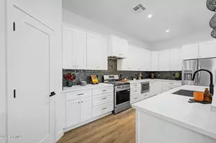 1826 E Whitton Ave, Phoenix, AZ 85016 - Photo 12