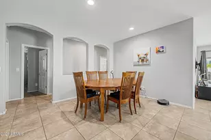 17433 W Oberlin Way, Surprise, AZ 85387 - Photo 8