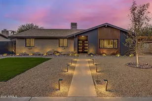 2808 E Lupine Ave, Phoenix, AZ 85028 - Photo 2