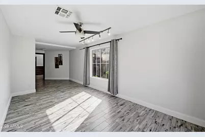 563 E Krista Way, Tempe, AZ 85284 - Photo 6