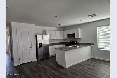 14735 S Amado Boulevard, Arizona City, AZ 85123 - Photo 6
