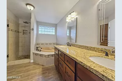4438 W Calle Lejos Lane, Glendale, AZ 85310 - Photo 10