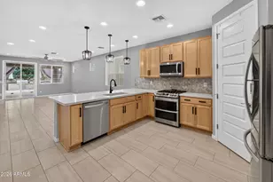 21812 S 204th St, Queen Creek, AZ 85142 - Photo 2