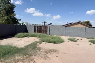 8911 W Monterosa St, Phoenix, AZ 85037 - Photo 14