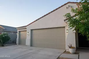 35645 W Mallorca Ave, Maricopa, AZ 85138 - Photo 2