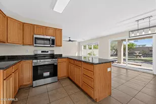 2321 E Chanute Pass, Phoenix, AZ 85040 - Photo 10
