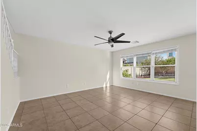 2321 E Chanute Pass, Phoenix, AZ 85040 - Photo 8