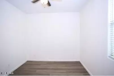 9127 W Minnezona Avenue, Phoenix, AZ 85037 - Photo 10