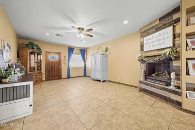 2402 W Roughrider Road, New River, AZ 85087 - Photo 8