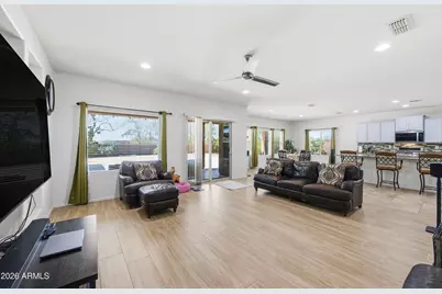 1105 W Spur Drive, Phoenix, AZ 85085 - Photo 14