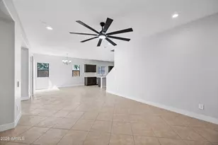 1948 W Davis Rd, Phoenix, AZ 85023 - Photo 8