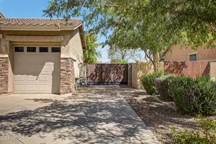 18572 E Apricot Ln, Queen Creek, AZ 85142 - Photo 8