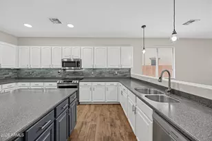 22180 W Ashleigh Marie Dr, Buckeye, AZ 85326 - Photo 10
