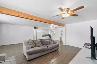 5624 N 30th Drive, Phoenix, AZ 85017 - Photo 6