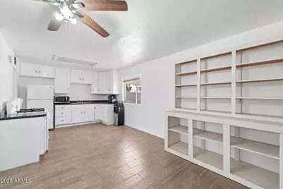 5624 N 30th Drive, Phoenix, AZ 85017 - Photo 8