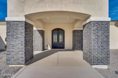 22926 W La Mirada Drive, Buckeye, AZ 85326 - Photo 2