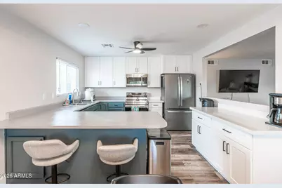 10835 N 114th Drive, Youngtown, AZ 85363 - Photo 4